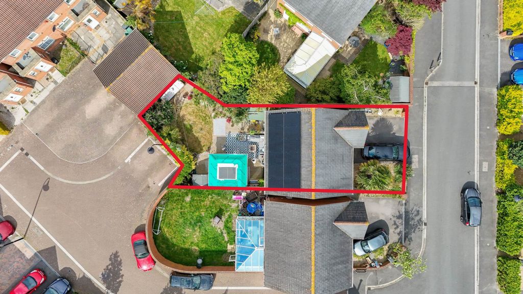 Property photo 2 of 24