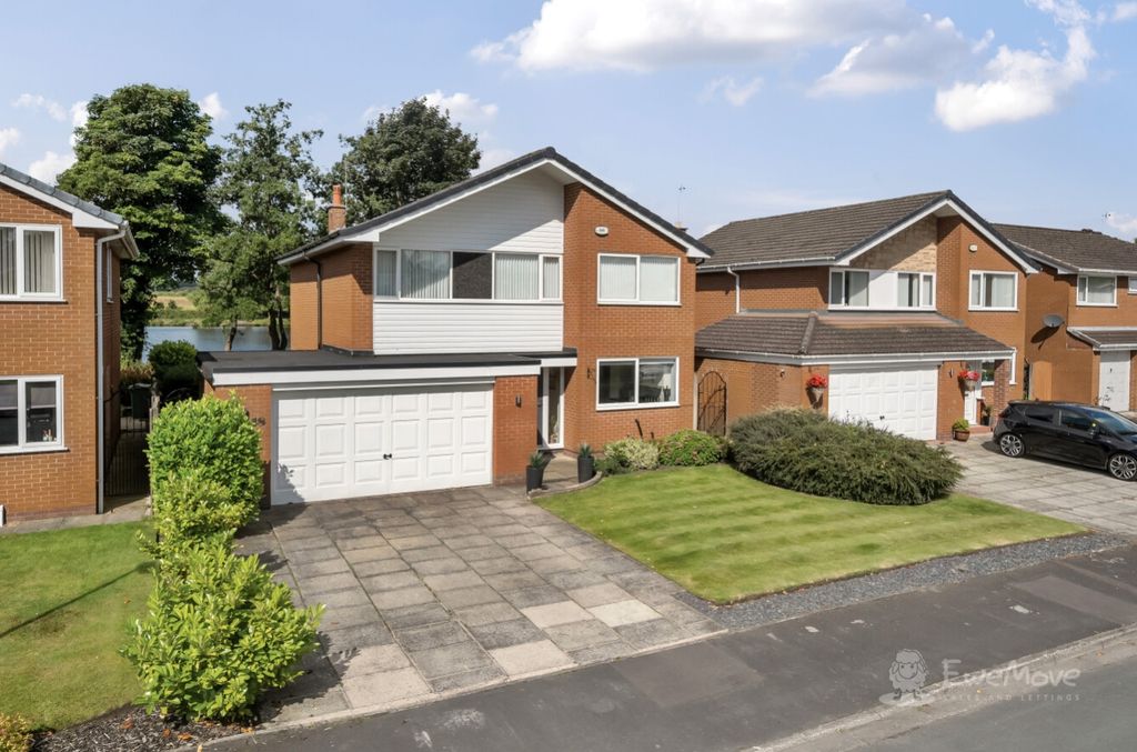 Property photo 1 of 17 1