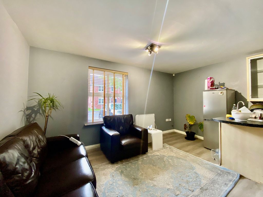 Property photo 3 of 7