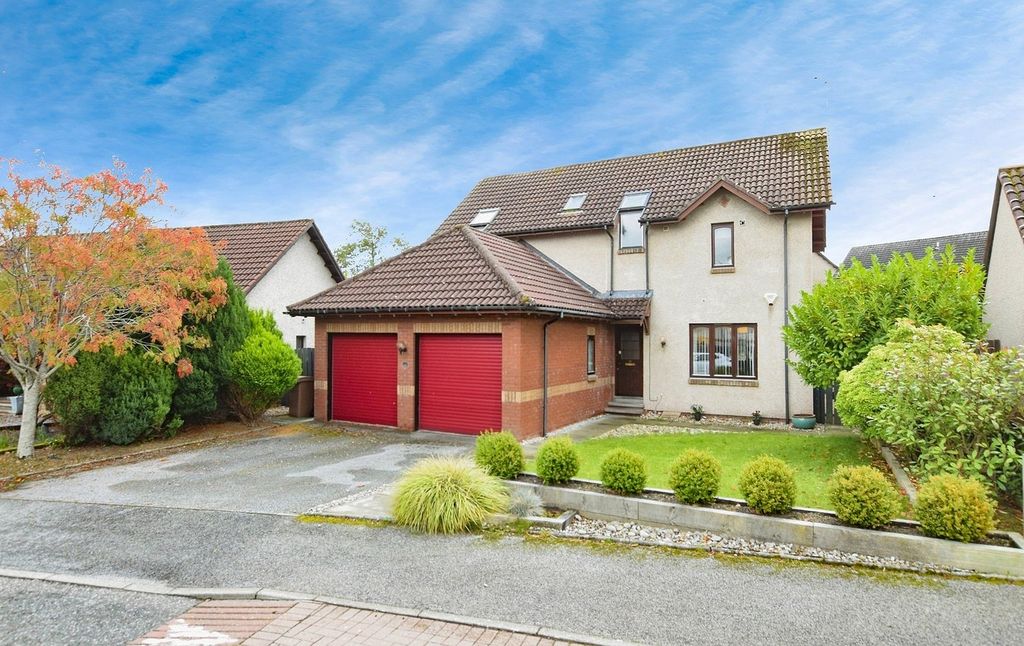 Property photo 1 of 27