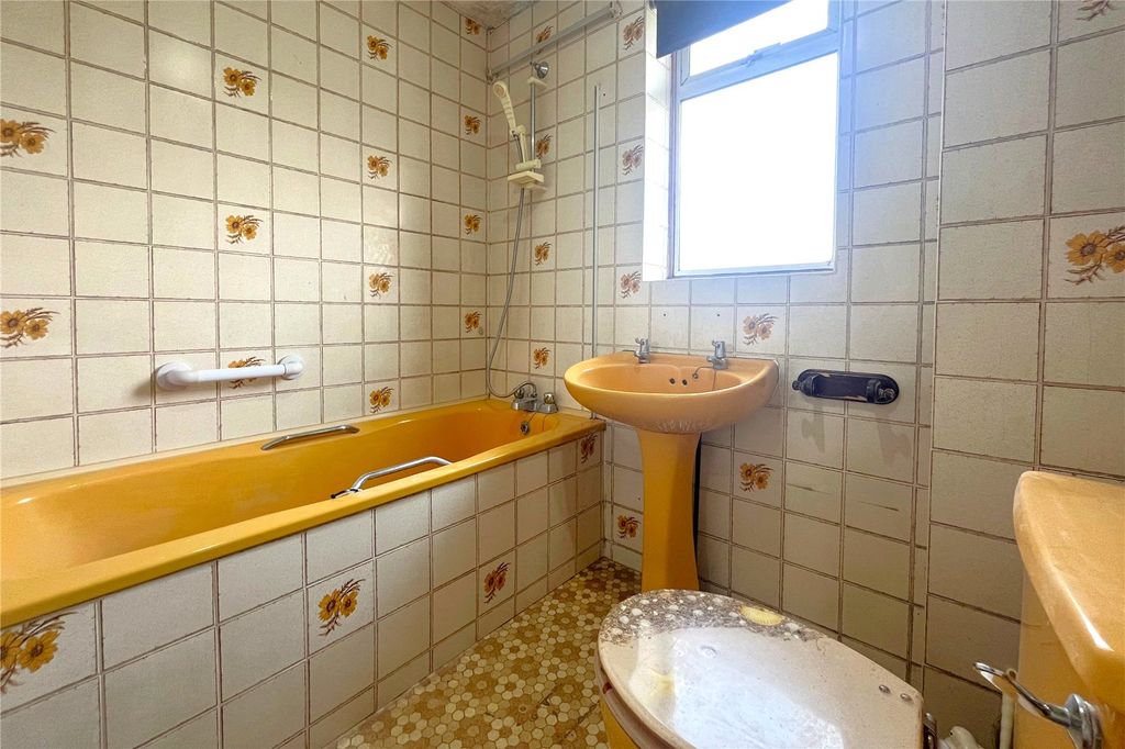 Property photo 3 of 10 Picture No. 04