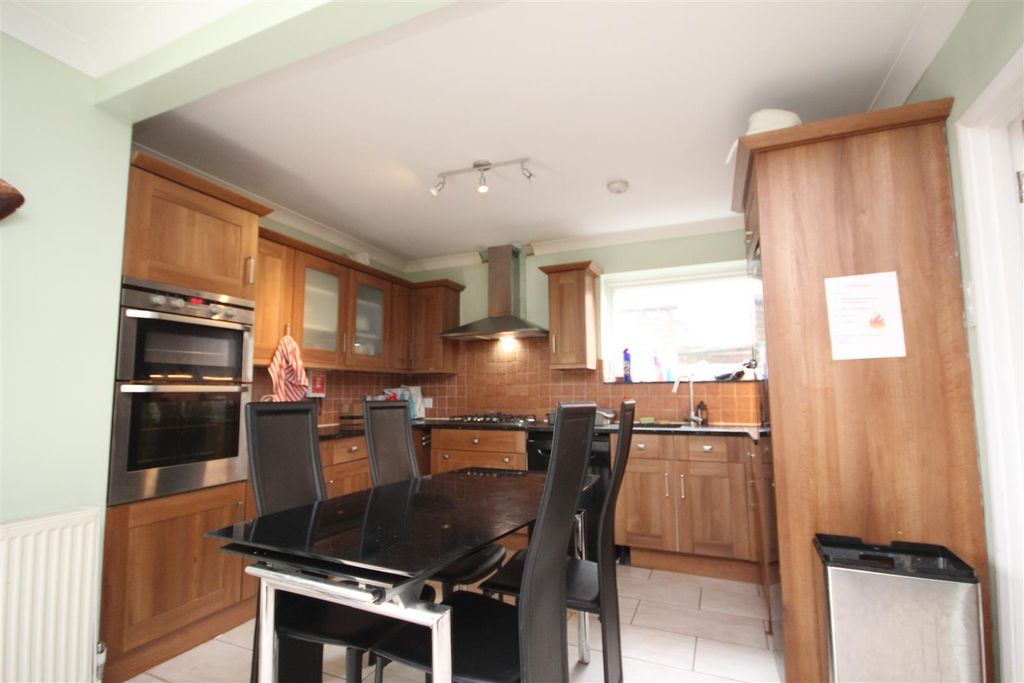 Property photo 3 of 15 Img_3156.Jpg