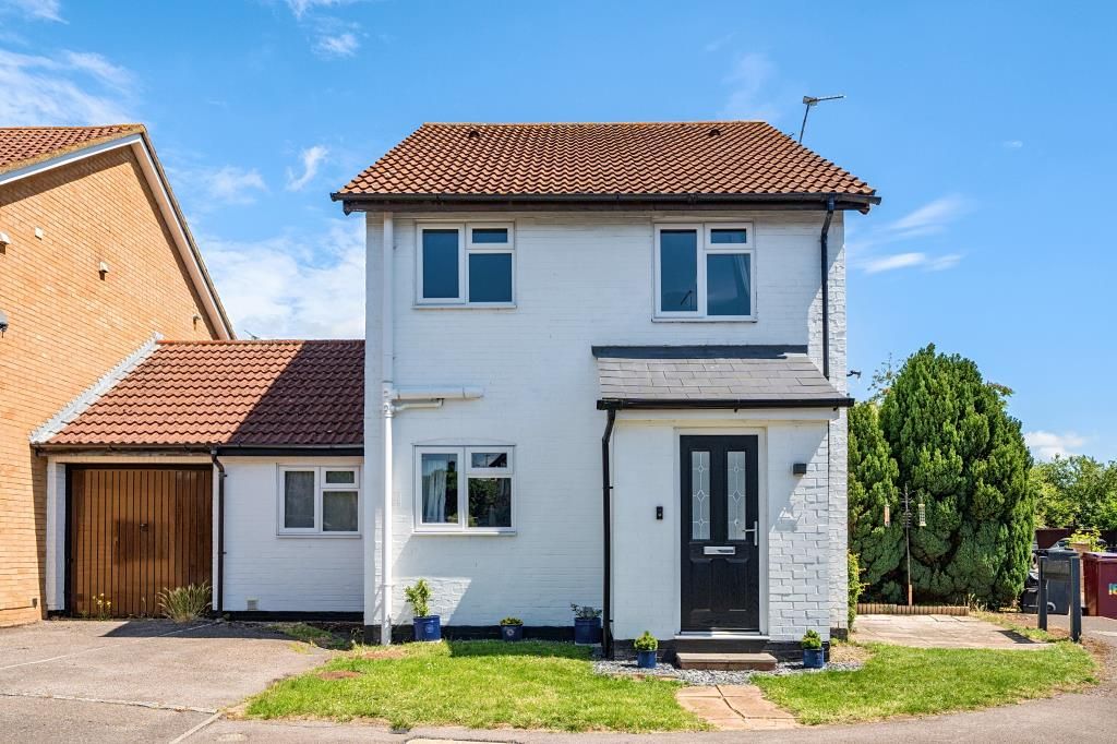 Property photo 1 of 18 External Front
