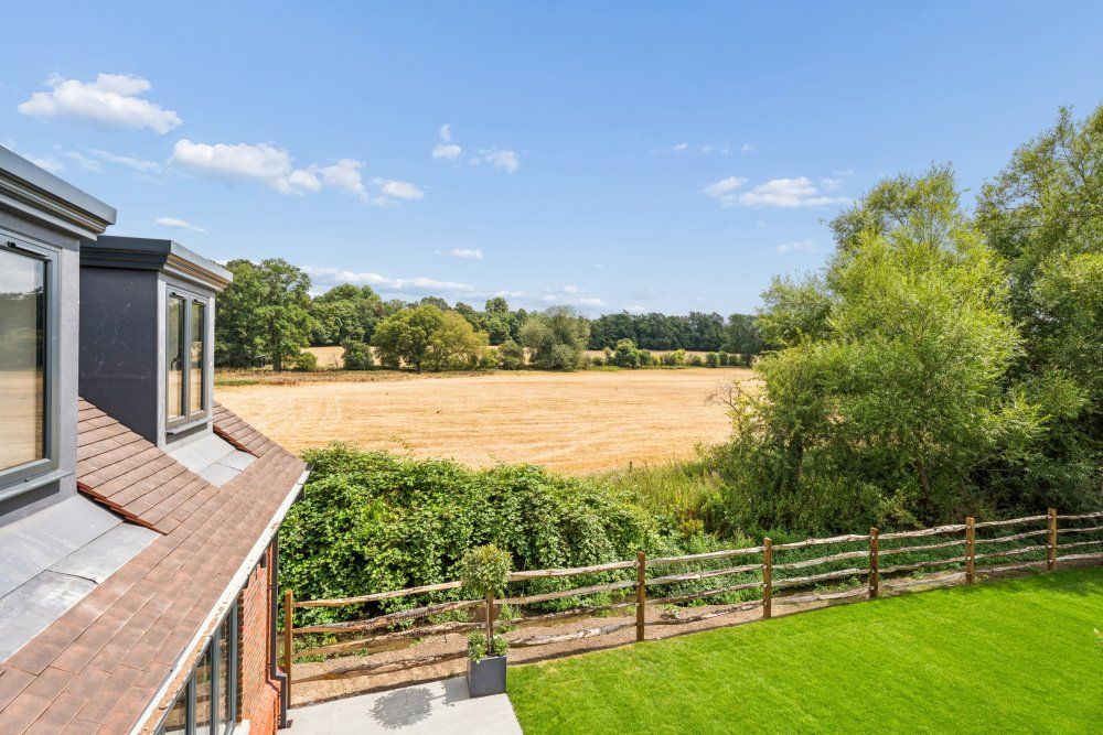 Property photo 2 of 18 Picture No. 26