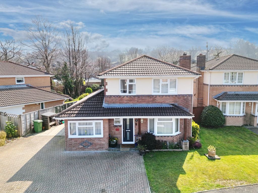 Property photo 2 of 32 33403c75-51Ba-4F83-A48d-Da7Fe50Aca3d.Jpeg