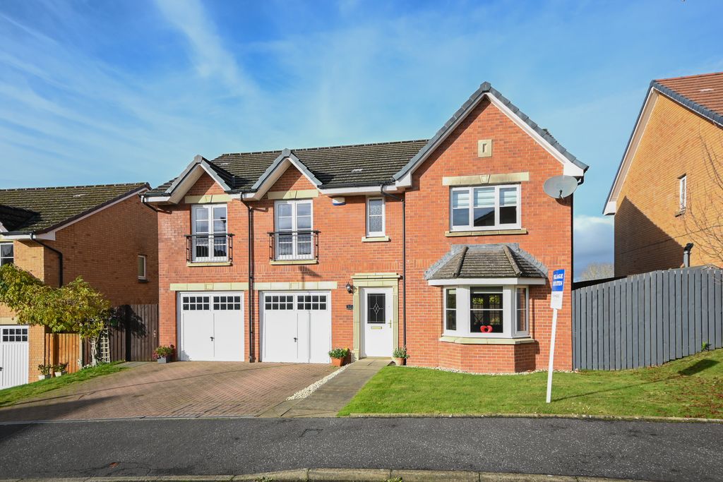 Property photo 1 of 30 Front