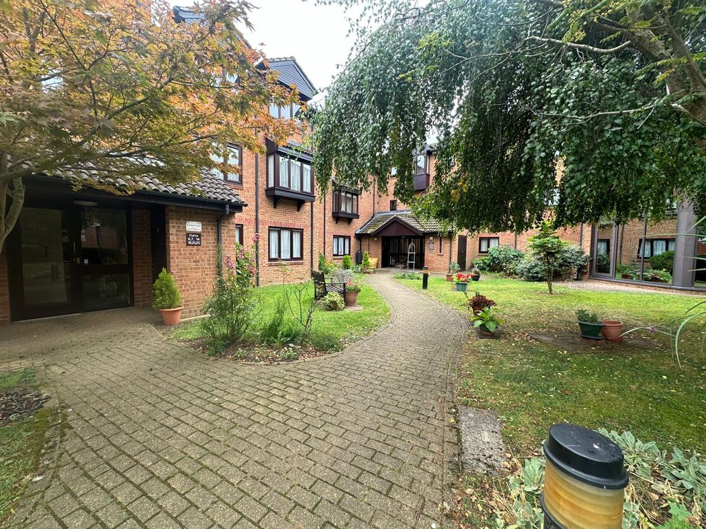 Property photo 2 of 14