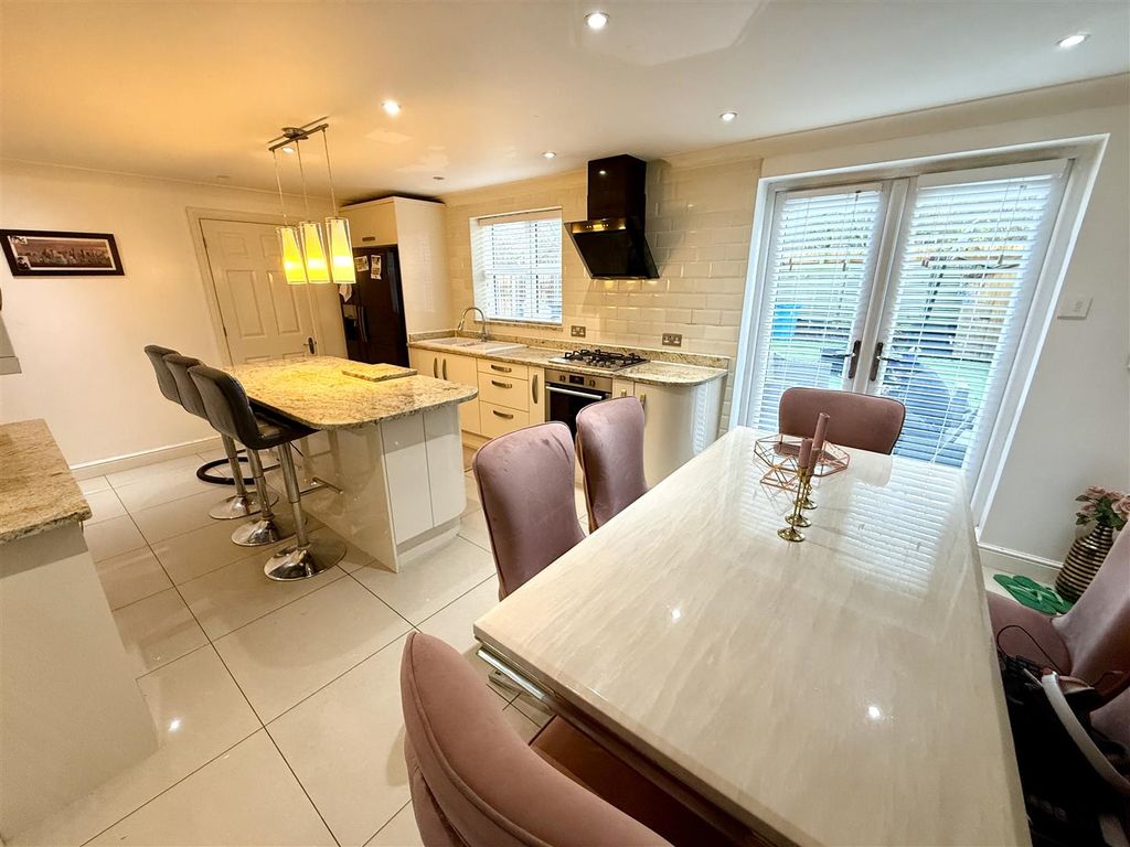 Property photo 3 of 29 Img_4304.Jpeg