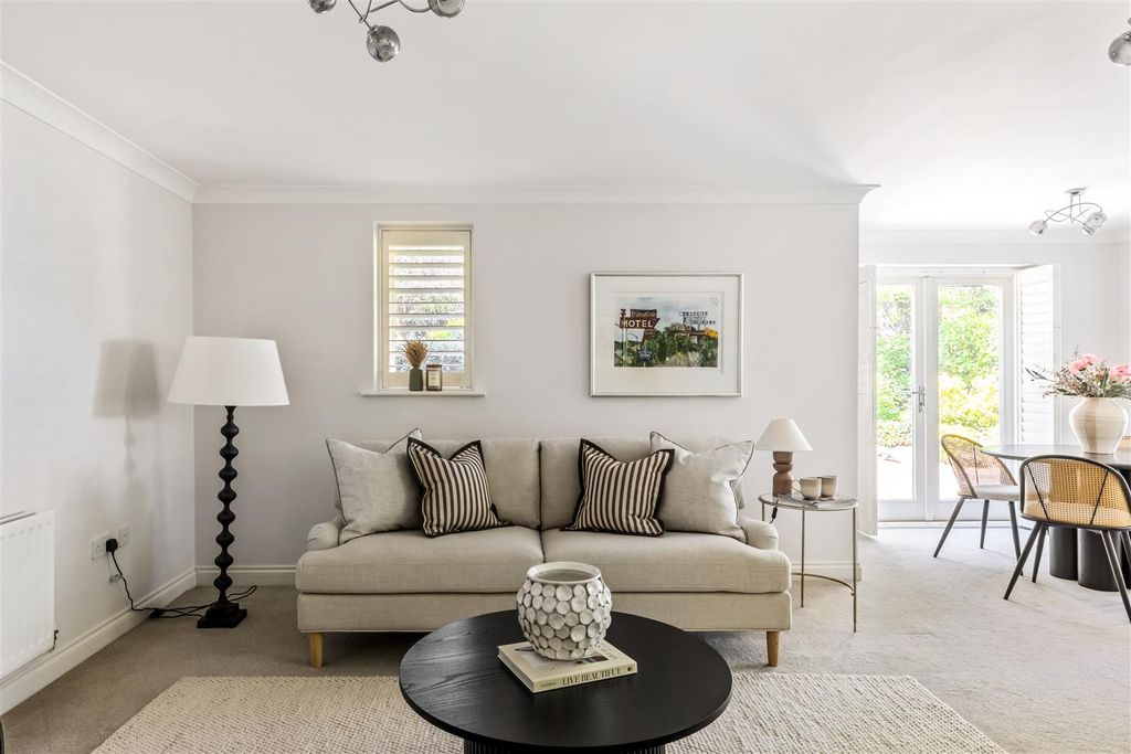 Additional image 4 of 2 bed flat for saleBellingham Drive, Reigate RH2