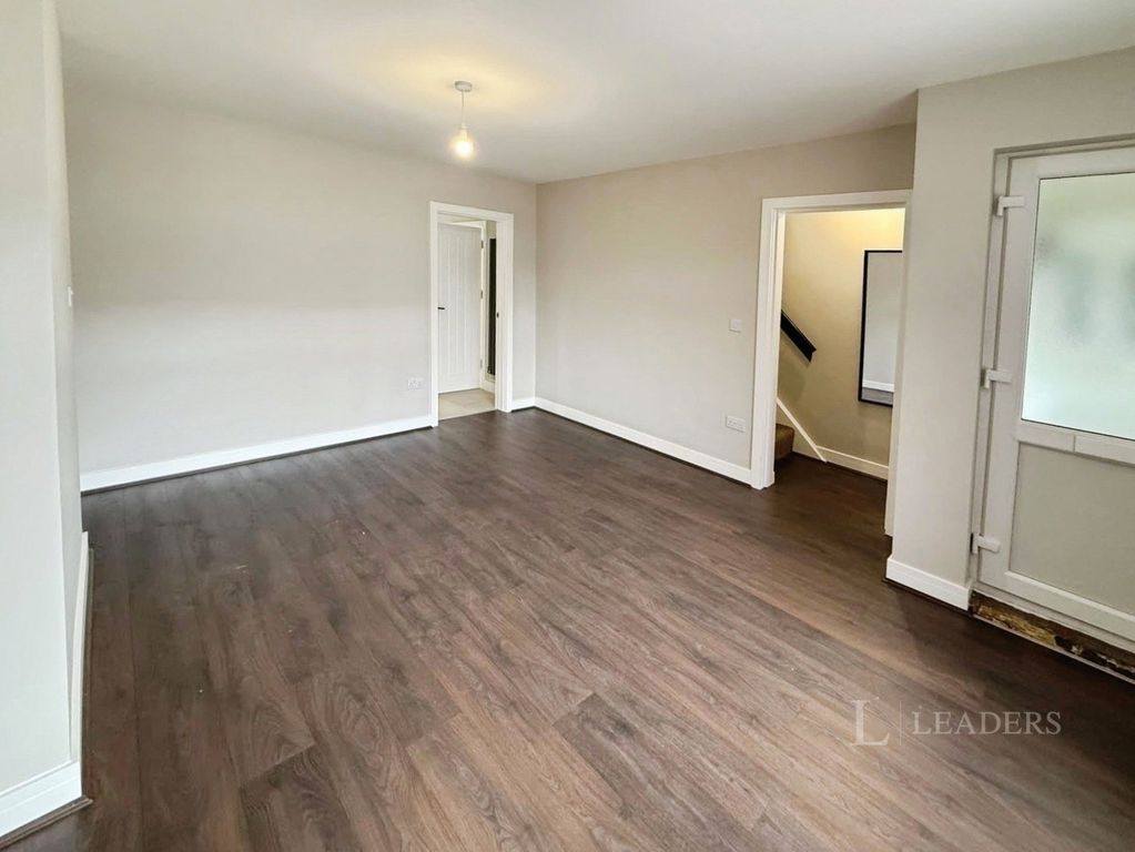 Property photo 2 of 10 Pbox-Img.Jpg