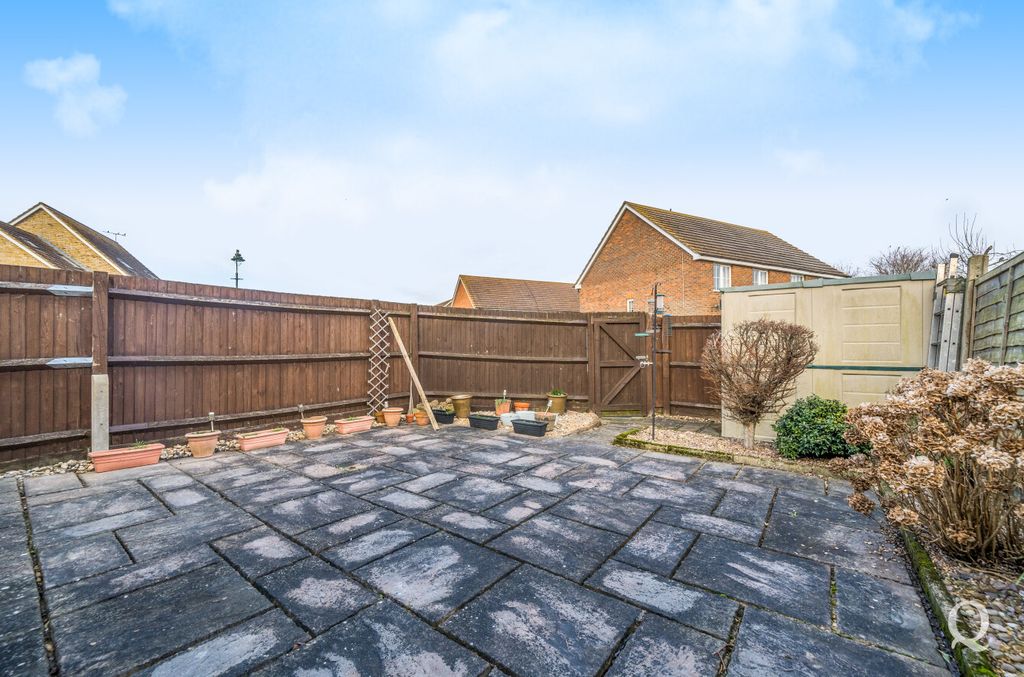 Property photo 3 of 21 75F5435E-E9d6-4F6...