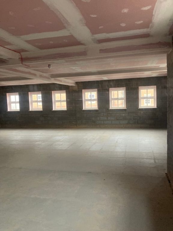 Property photo 2 of 3