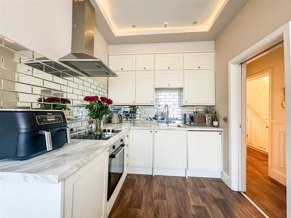 Property photo 2 of 10 Image00012.Jpg