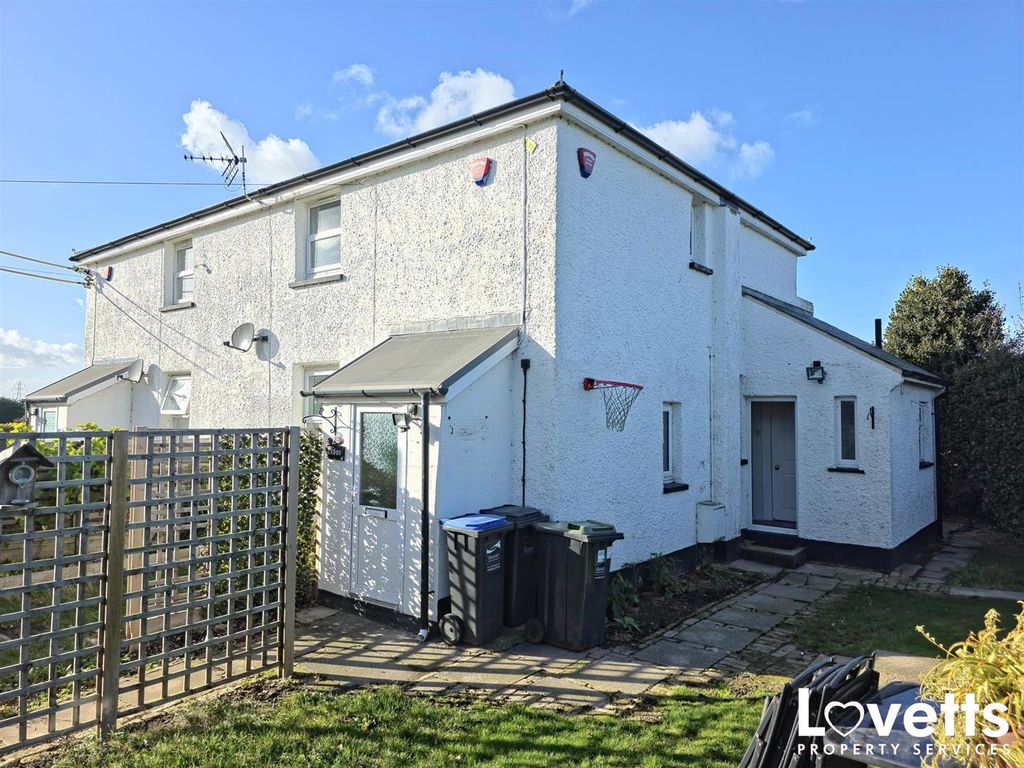 Property photo 1 of 20 External