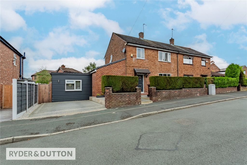 Property photo 1 of 28 Picture No. 04