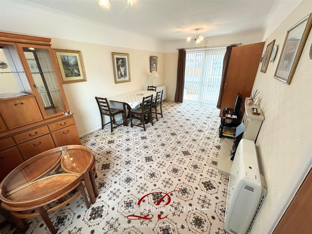 Property photo 2 of 14 5.Jpg