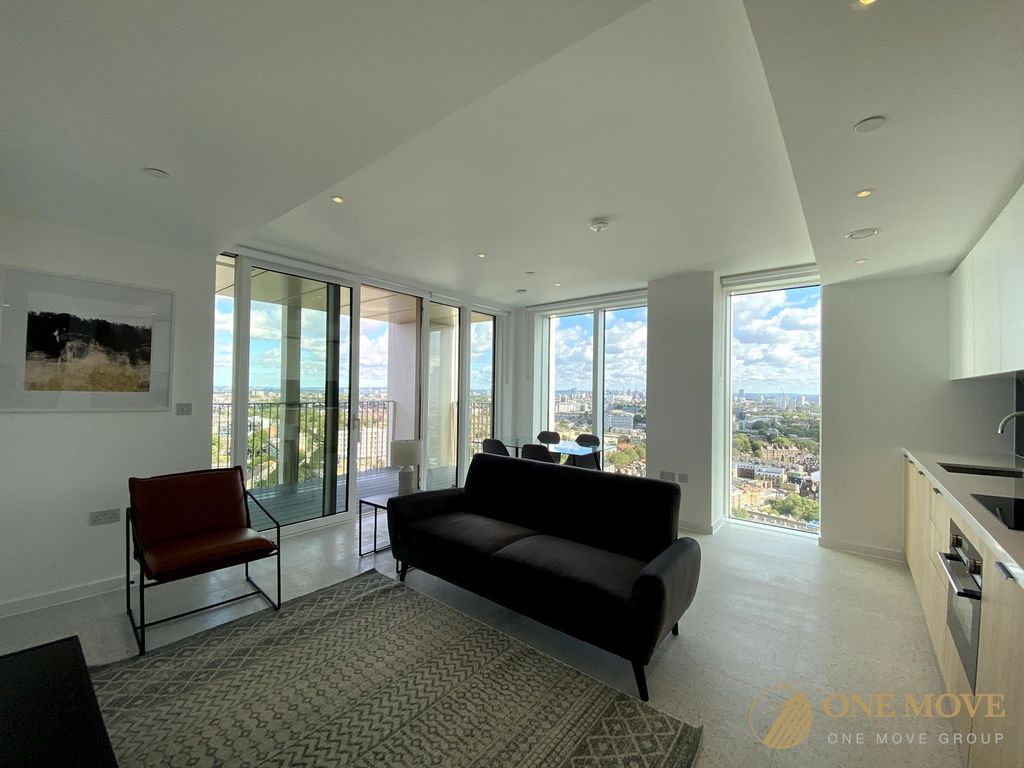 Property photo 3 of 12