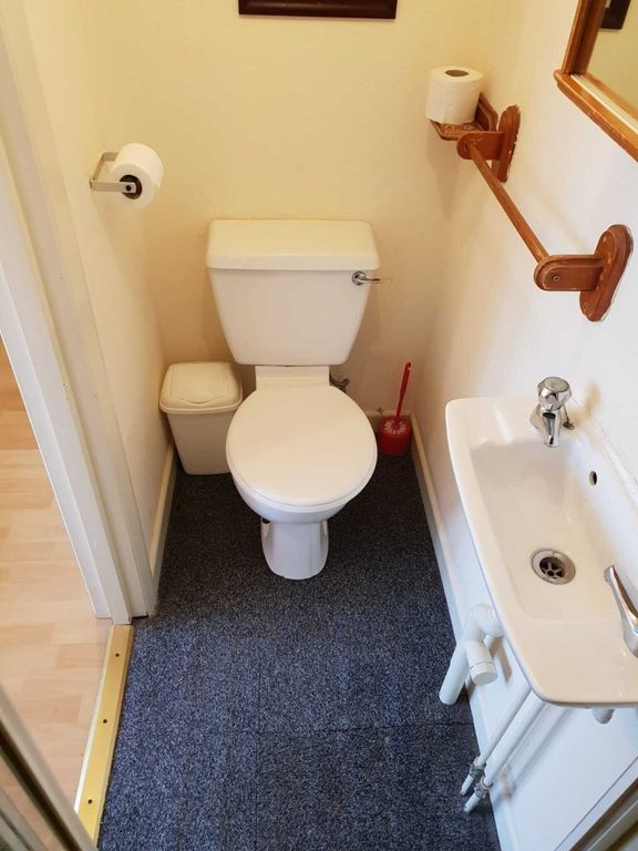 Property photo 3 of 6 Bathroom