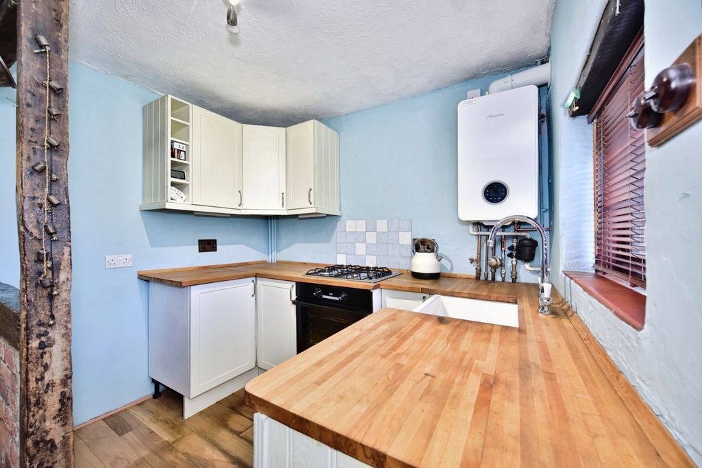 Property photo 3 of 20 Pbox-Img.Jpg