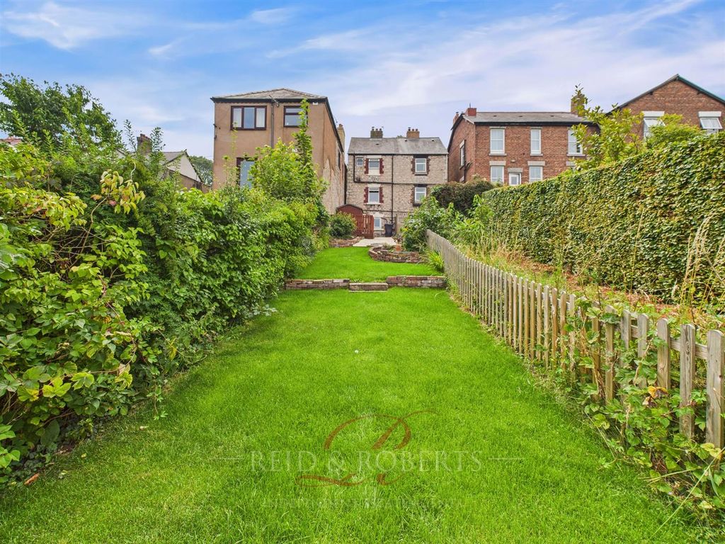 Property photo 1 of 25 Cam04884G0-Pr0073-Still020.Jpg