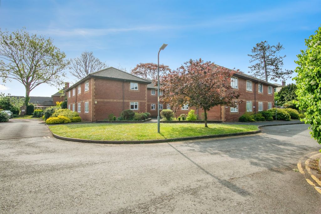 Property photo 1 of 14