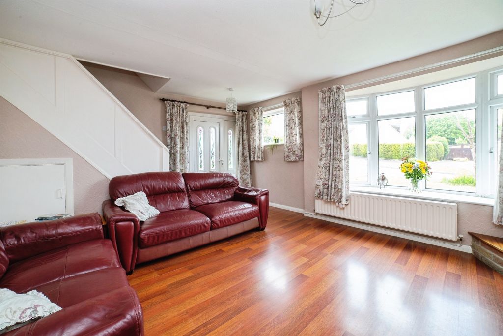 Property photo 2 of 23