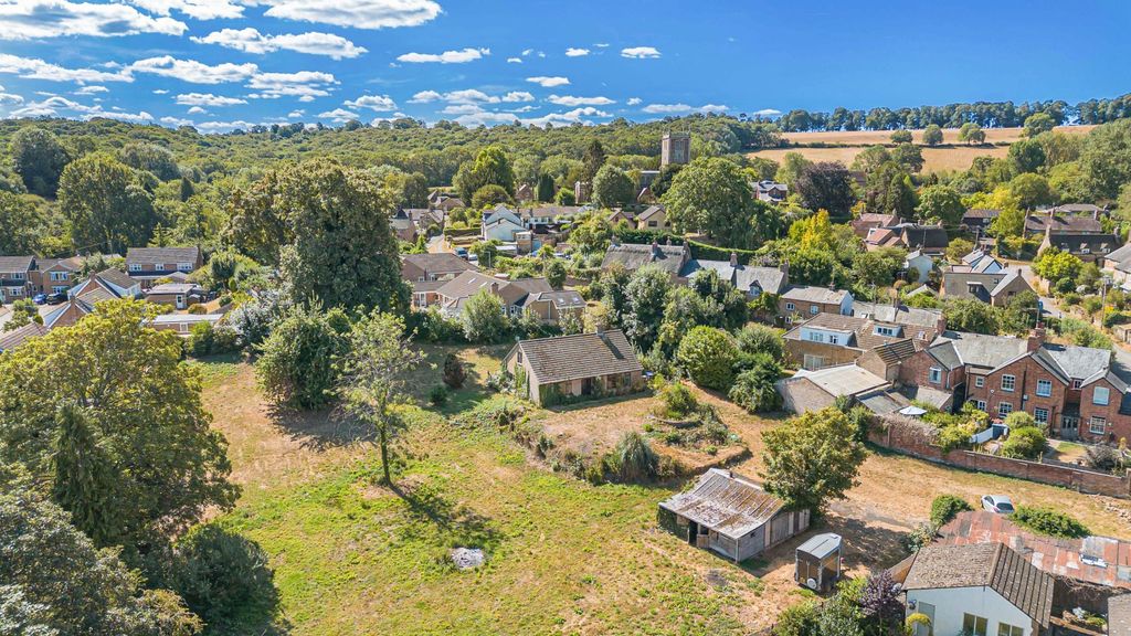 Property photo 1 of 8 Aerial