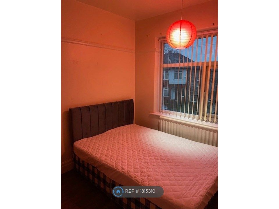 Property photo 2 of 6 Room 1