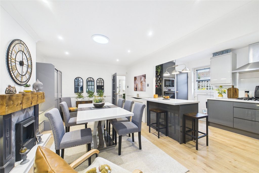 Property photo 2 of 14 Picture No. 09