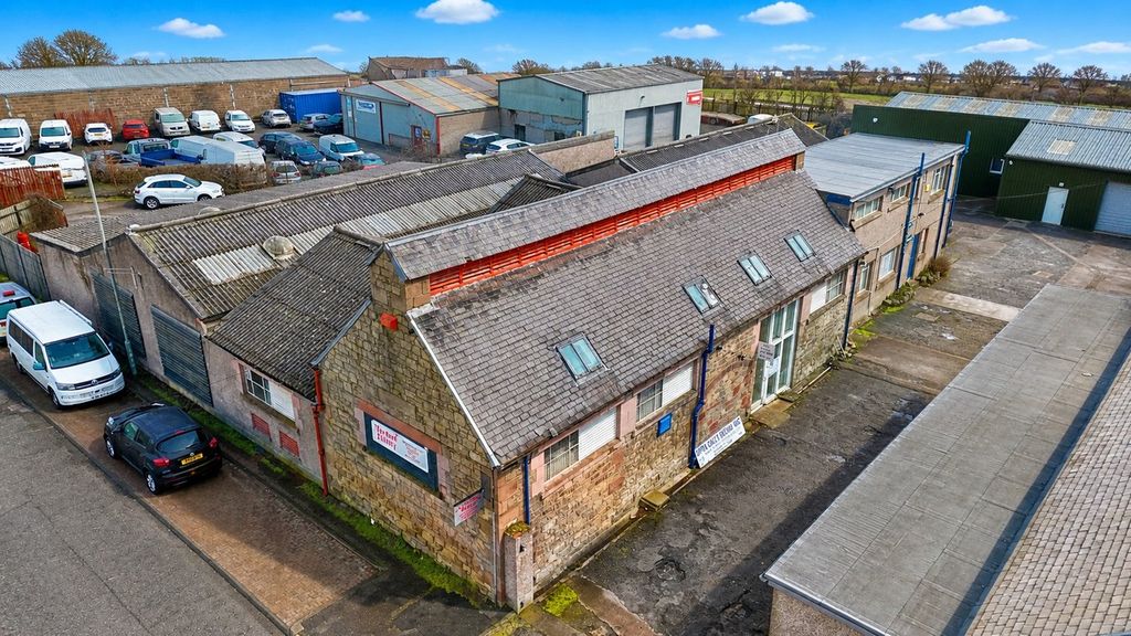 Property photo 1 of 19