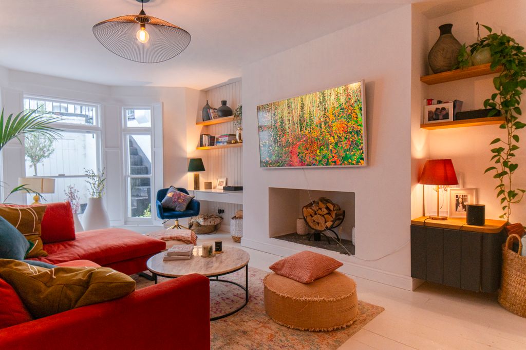 Property photo 1 of 5