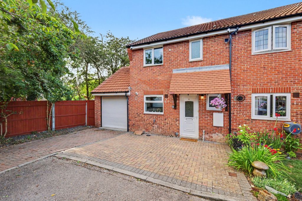 Property photo 1 of 17 5297970
