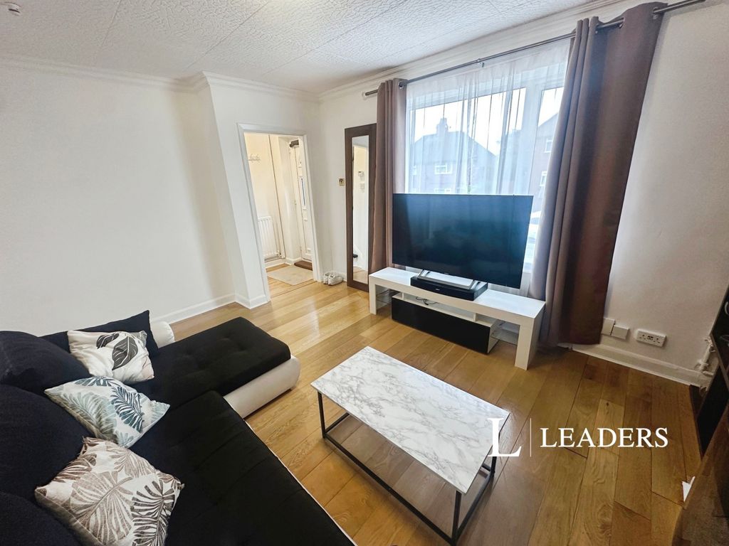 Property photo 3 of 17 Pbox-Img.Jpg