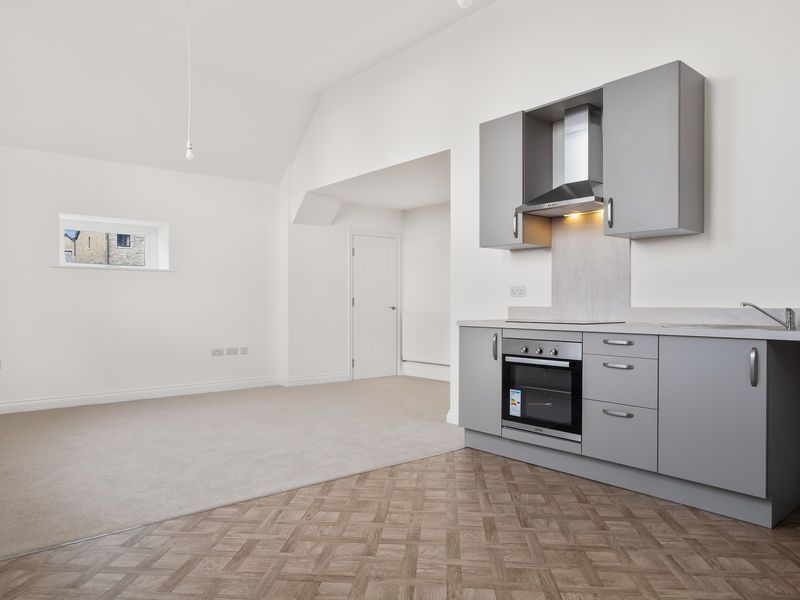 Property photo 3 of 13 Photo 11