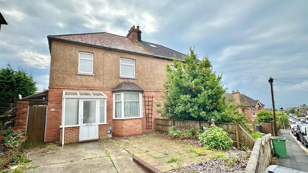 Property photo 1 of 21