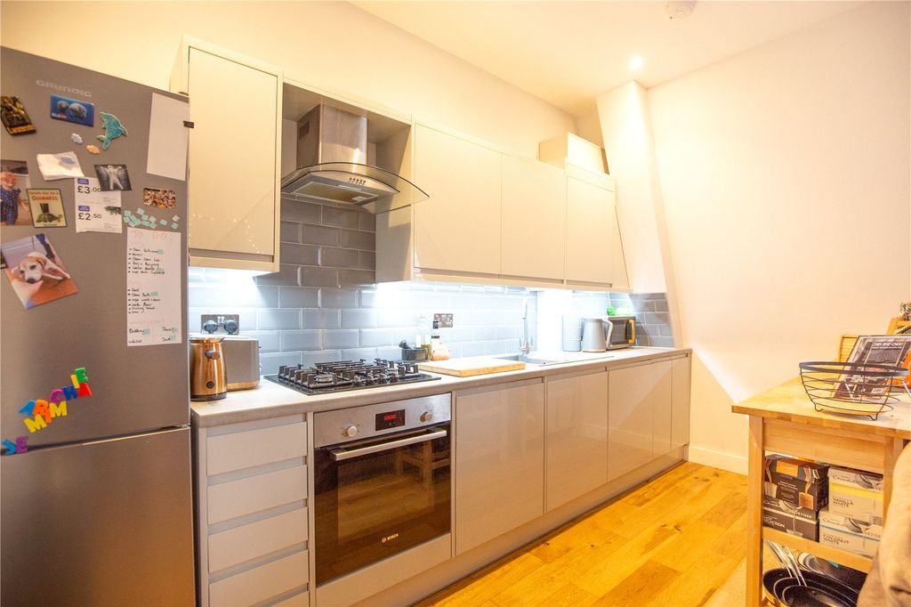 Property photo 3 of 14 Picture No. 02