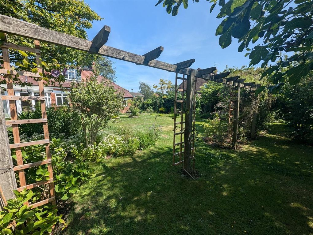 Property photo 2 of 16 Txyjjeawyeivx-Siorlzva.Jpg