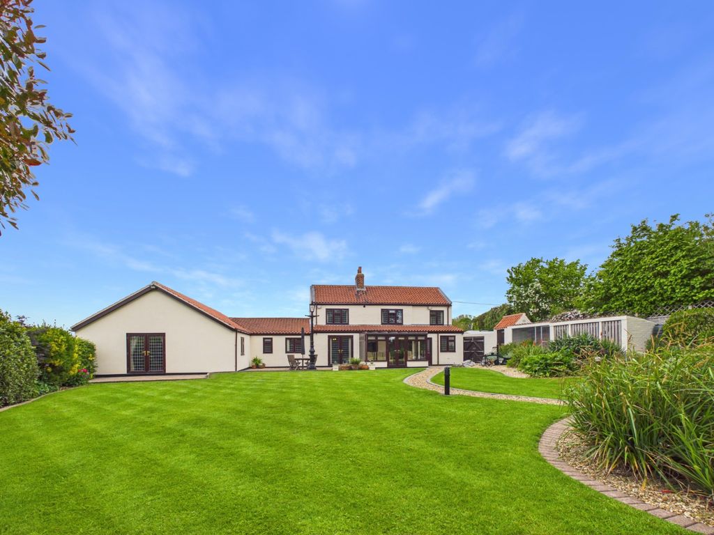 Property photo 3 of 36 4881146