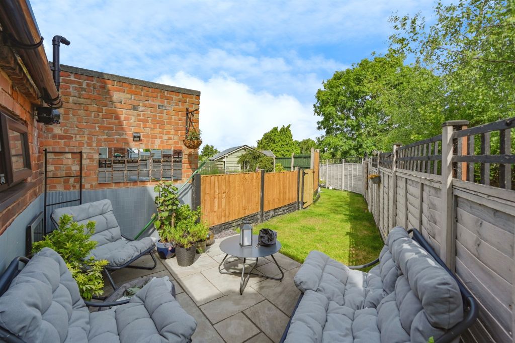 Property photo 3 of 17