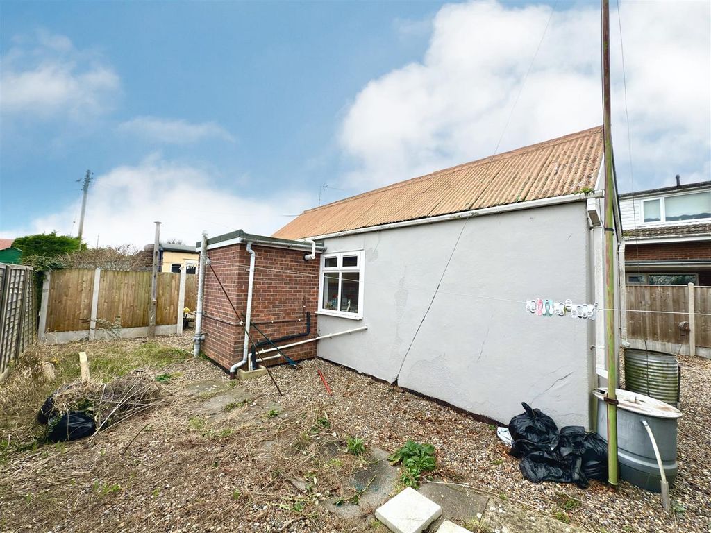 Property photo 3 of 10 Rear.Jpg