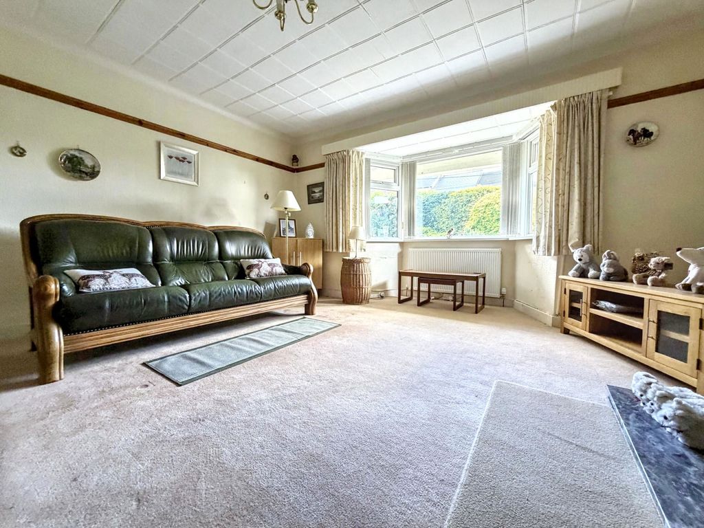 Property photo 2 of 29