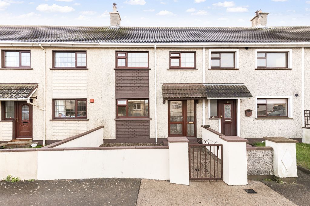 Property photo 2 of 23