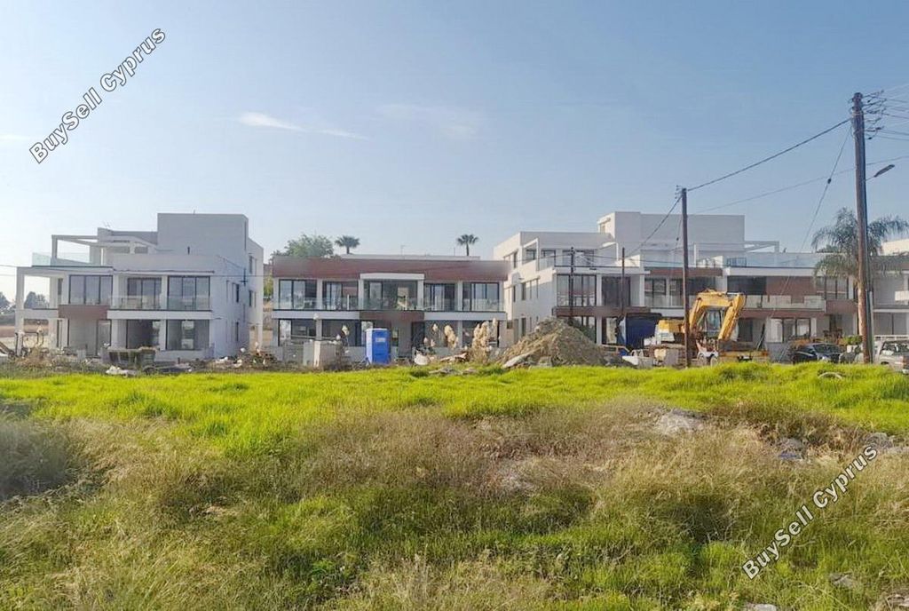 Property photo 3 of 4