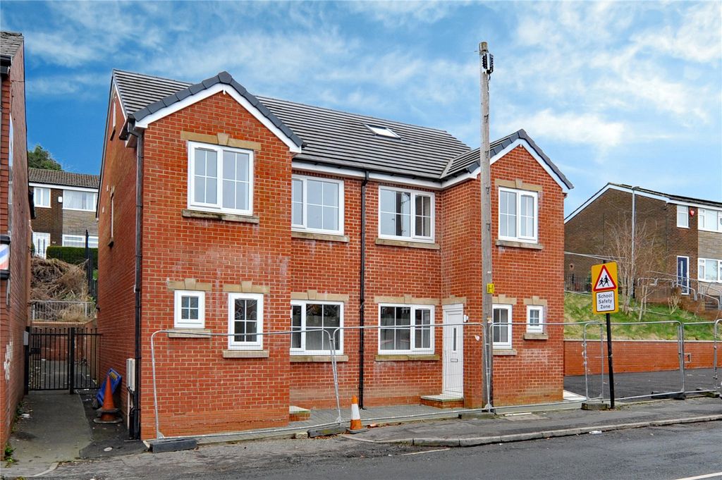 Property photo 1 of 15 Front External