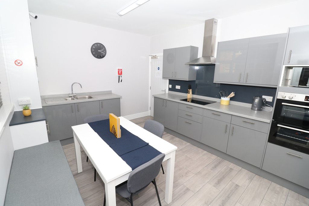 Property photo 3 of 9 Img_5441