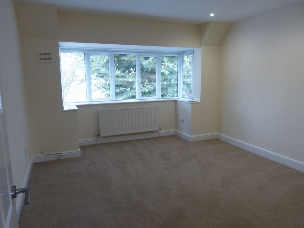 Property photo 1 of 8 2 Bed Flat To Rent Wentworth Road, London Nw11
