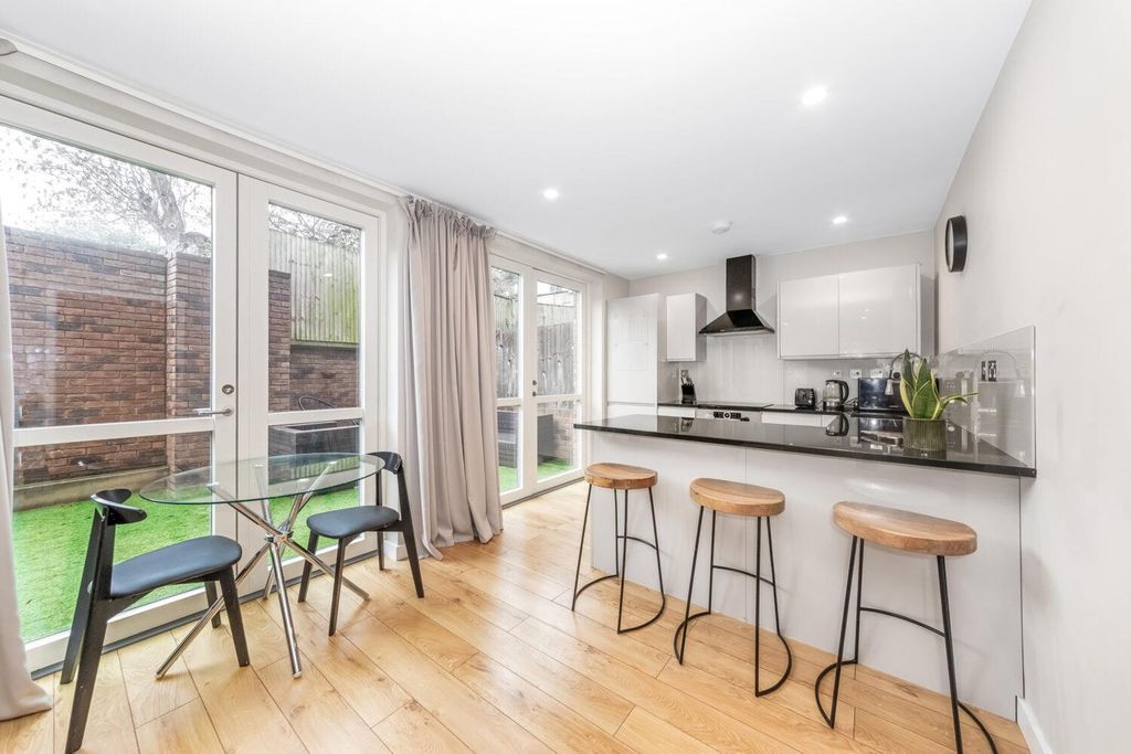 Property photo 3 of 16 Img_6899-5-1500x1000.Jpg