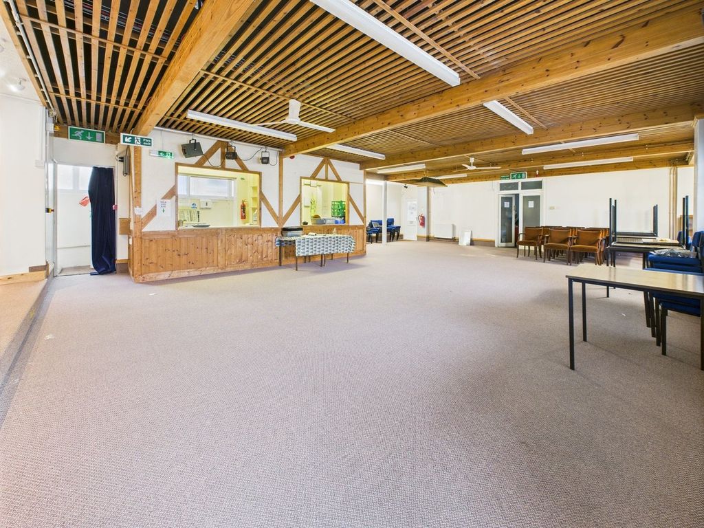 Property photo 2 of 20