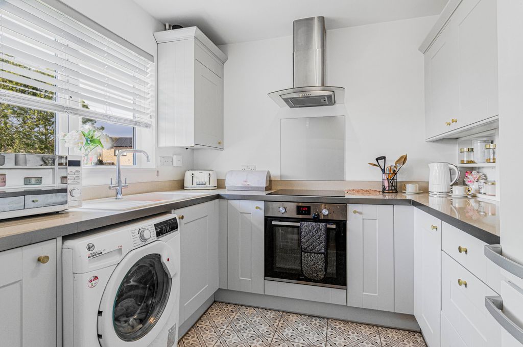 Property photo 3 of 11 1262638