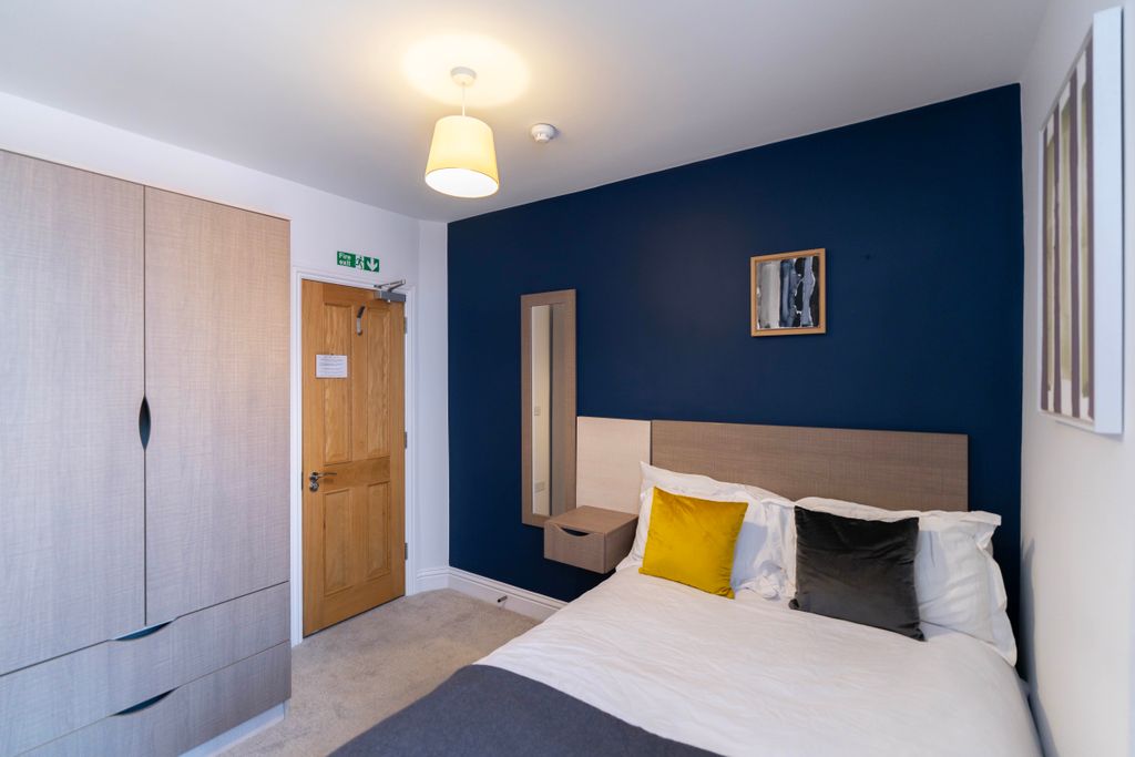 Property photo 1 of 13 Dsc00097